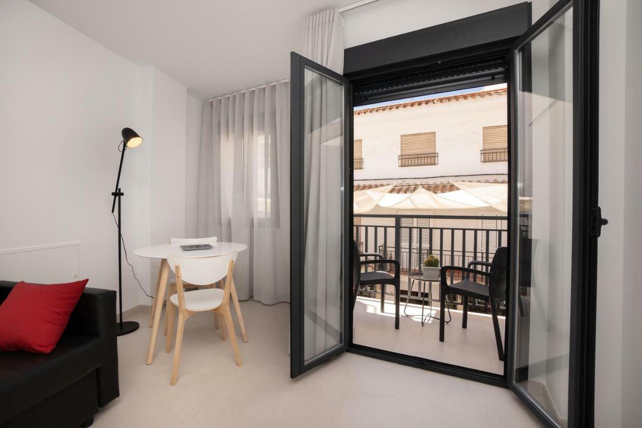 Apartamentos Mombasa 1 Planta 内尔哈 外观 照片
