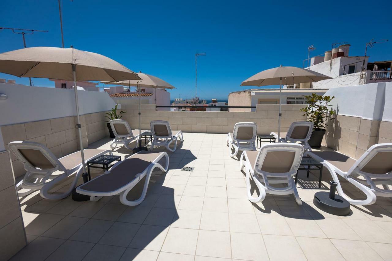 Apartamentos Mombasa 1 Planta 内尔哈 外观 照片