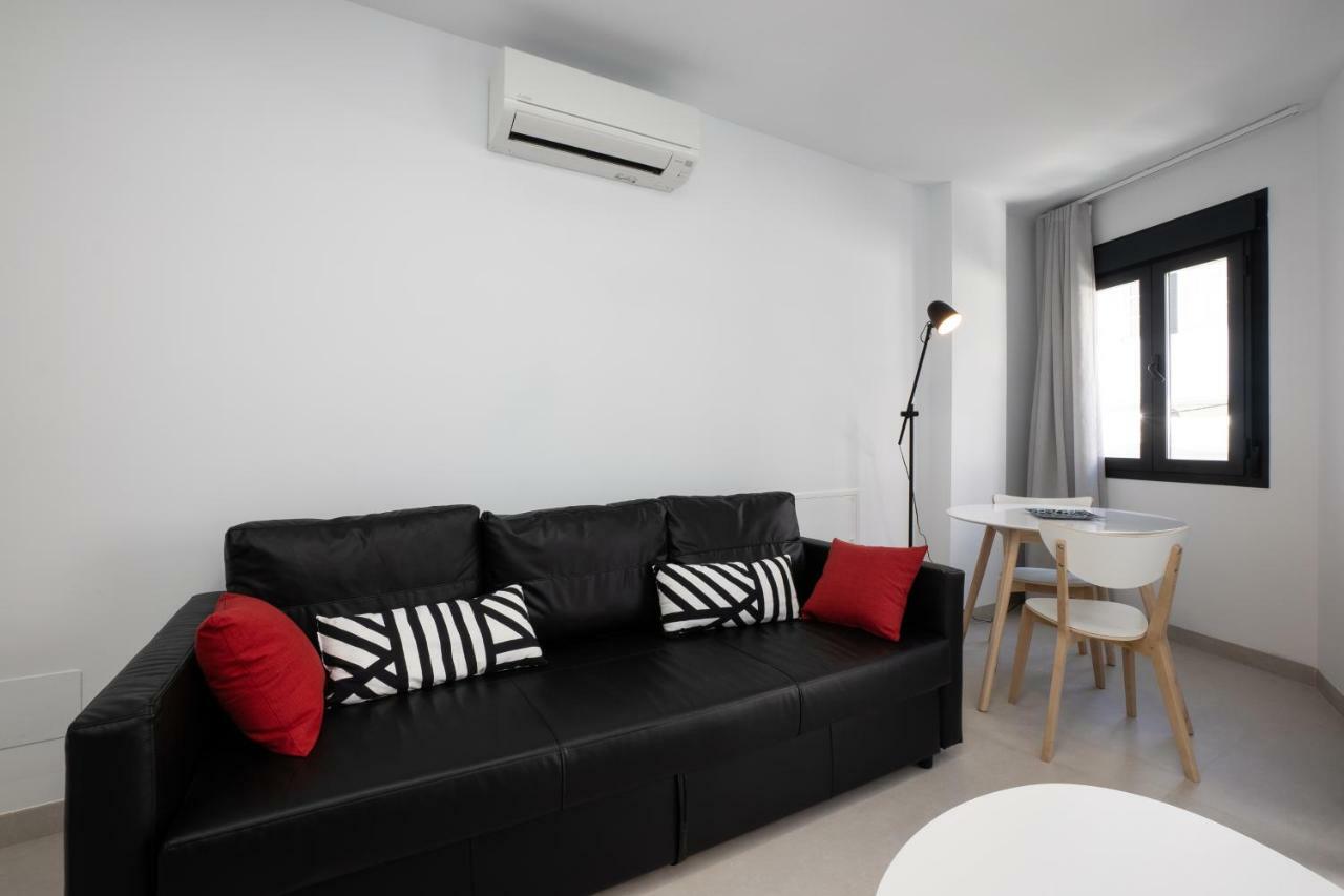 Apartamentos Mombasa 1 Planta 内尔哈 外观 照片