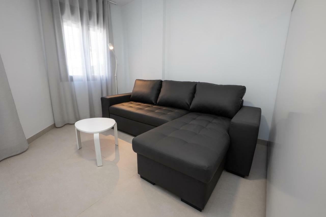 Apartamentos Mombasa 1 Planta 内尔哈 外观 照片