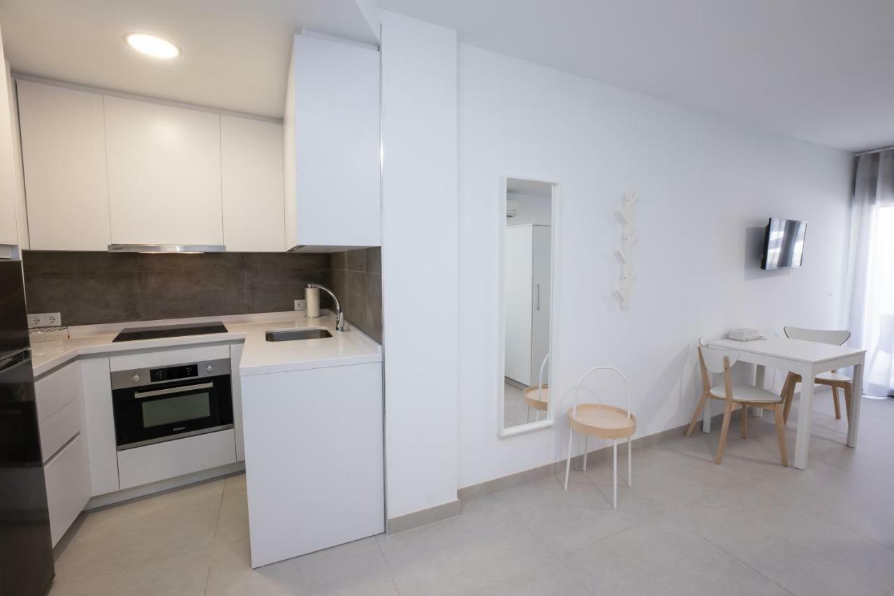 Apartamentos Mombasa 1 Planta 内尔哈 外观 照片