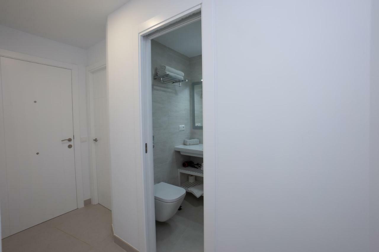 Apartamentos Mombasa 1 Planta 内尔哈 外观 照片